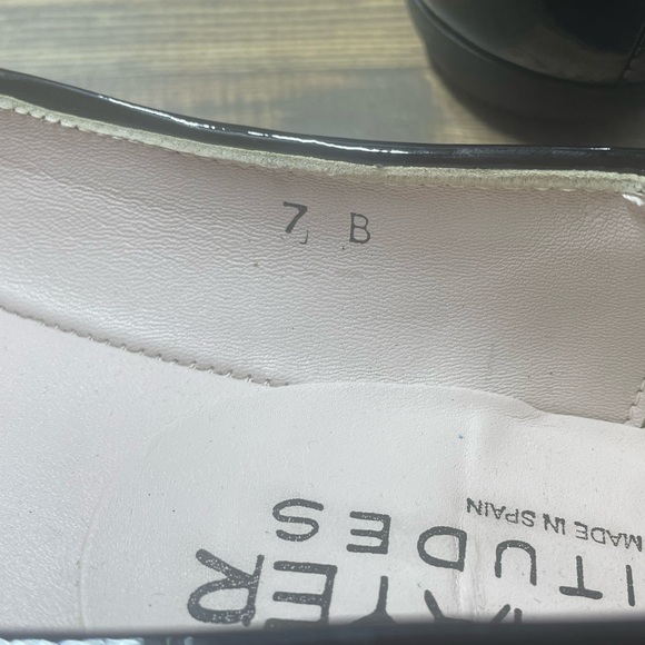 Paul Mayer Attitudes flower flats black patent leather - Picture 6 of 6